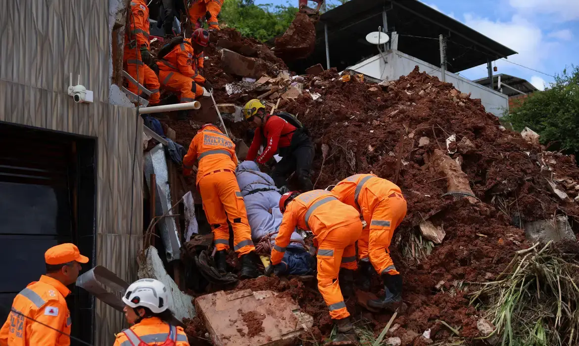 Minas Gerais, Zona da Mata, Juiz de Fora, Ubá, Matias Barbosa, Waldez Góes, Ministério da Integração e do Desenvolvimento Regional, Defesa Civil Nacional, Governo Federal, fortes chuvas, calamidade pública, estado de emergência, assistência humanitária, Gade, reconstrução, Corpo de Bombeiros MG, tragédia ambiental, socorro às vítimas.