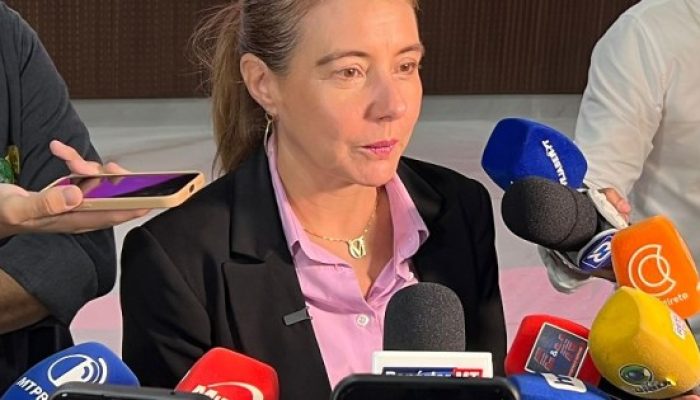 A decisão do MP, manifestada em 17 de abril de 2026, visa que o caso de injúria majorada contra...