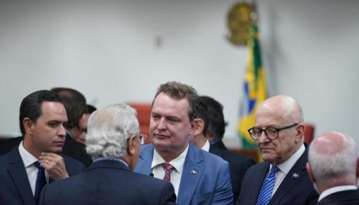 Segundo Russi, nos últimos anos cerca de 20 mil atendimentos a cidadãos paraenses jÃ¡ foram r...