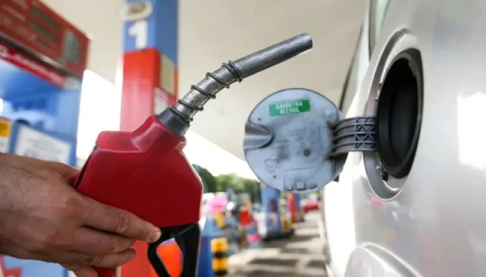 Brasil eleva mistura de etanol na gasolina para 32%; medida vale por ao menos 180 dias
