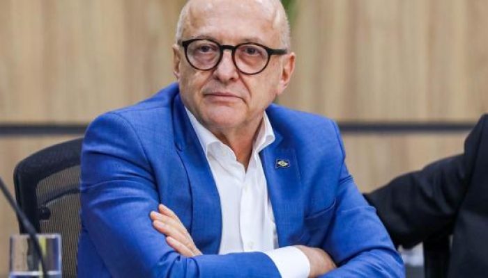 Pivetta diz que secretário deixou audiência para não falar que deputado foi financiado por cor...