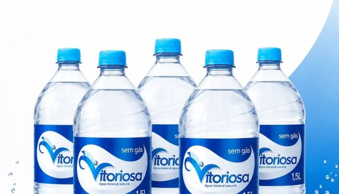 Anvisa interdita lote de água mineral por contaminaçãoSaúde · g1